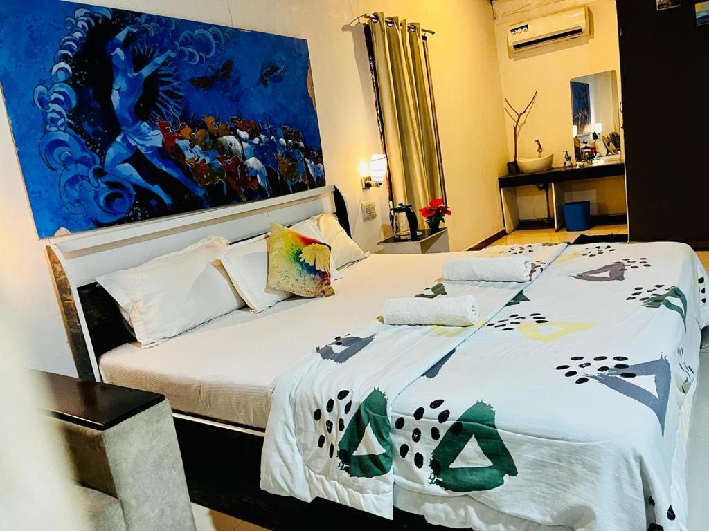 Lotus Riya Home Stay Hampi Eksteriør billede