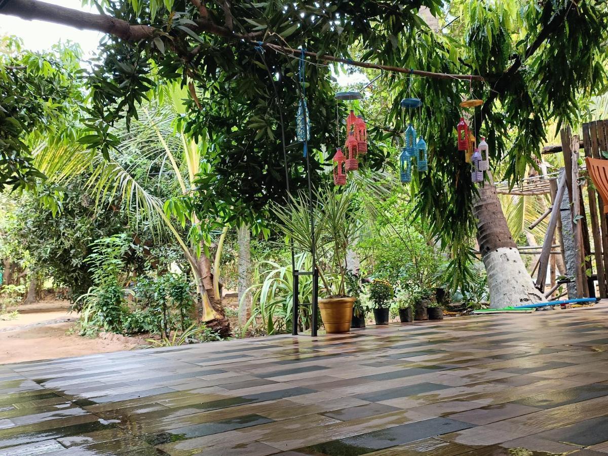 Lotus Riya Home Stay Hampi Eksteriør billede
