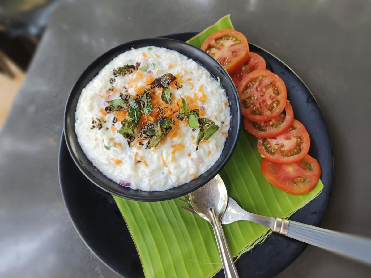 Lotus Riya Home Stay Hampi Eksteriør billede