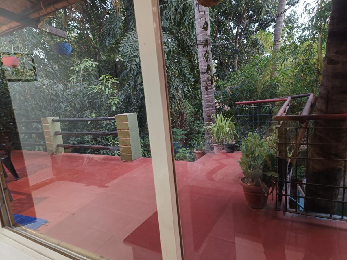 Lotus Riya Home Stay Hampi Eksteriør billede